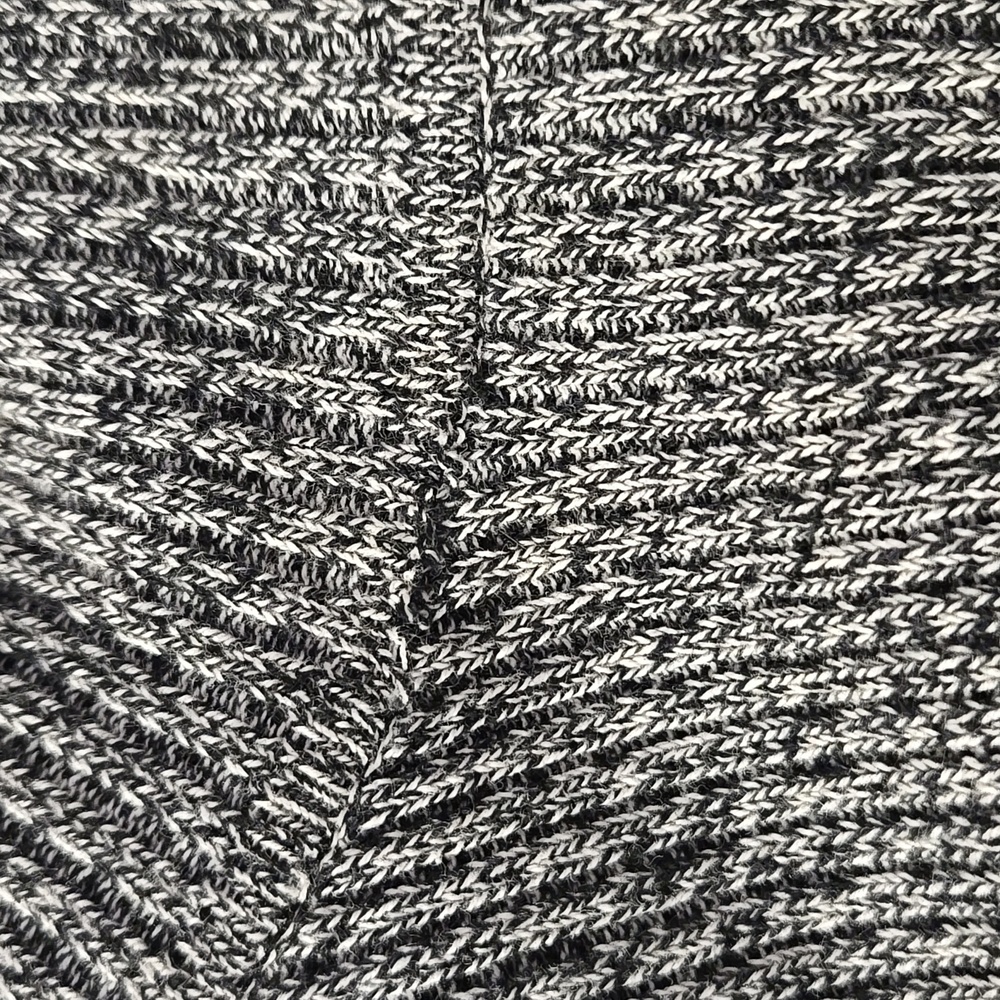 Liz Claiborne Knit Turtleneck Sweater - Picture 6 of 9